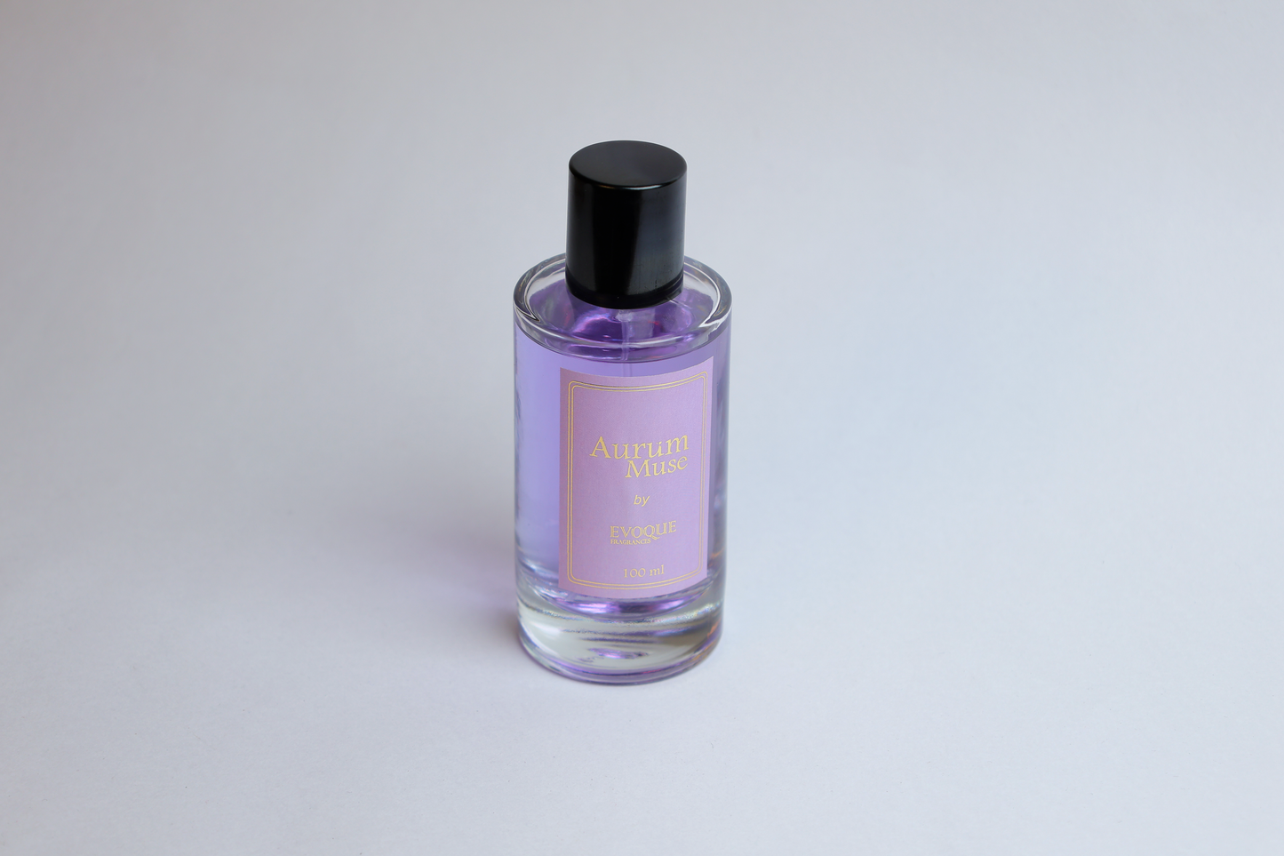 🦢 Aurum Muse – Golden Whispers of Elegance