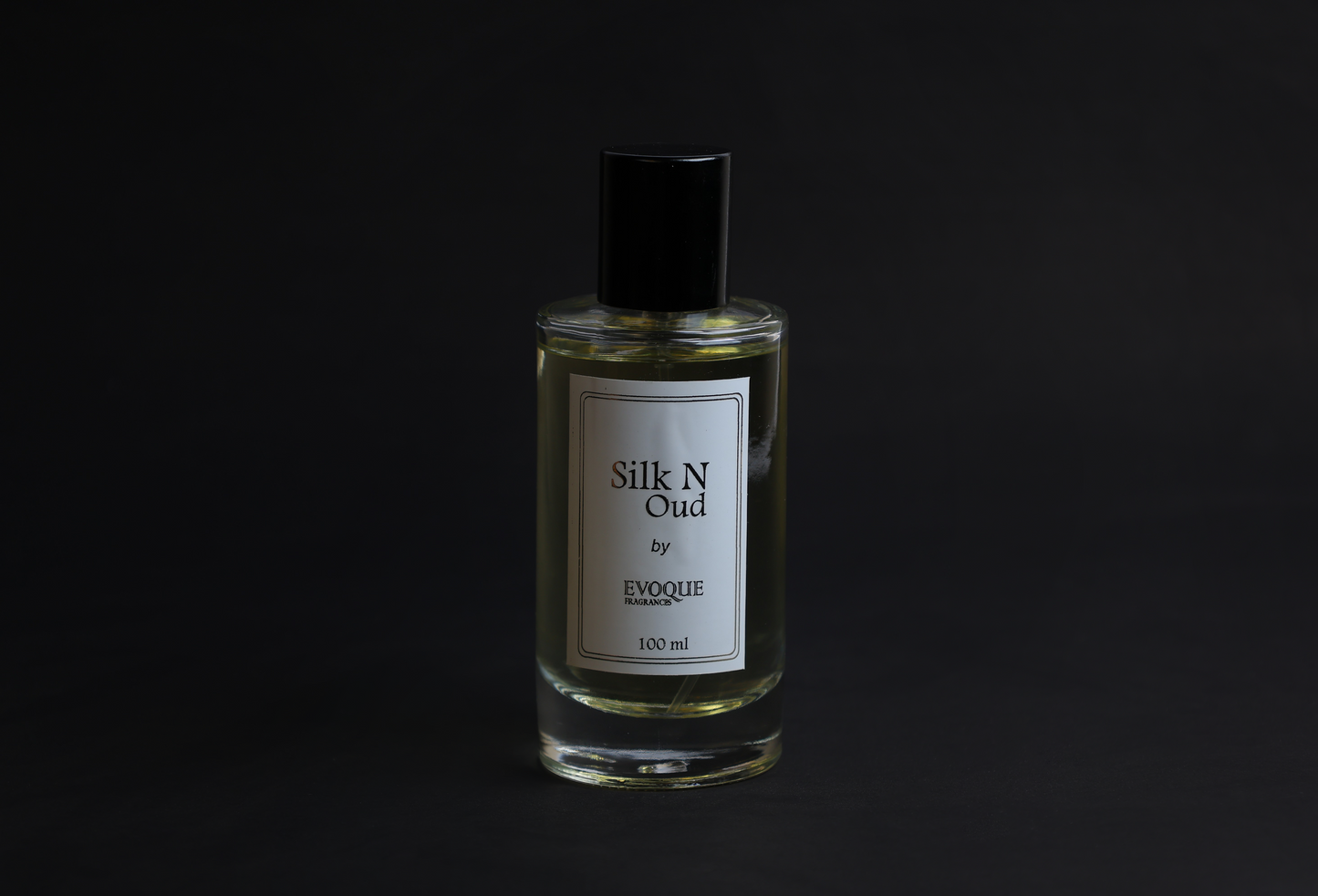 🕊️ Silk n Oud – Velvet Oud Elegance